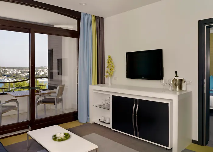 Park Plaza Histria Отель