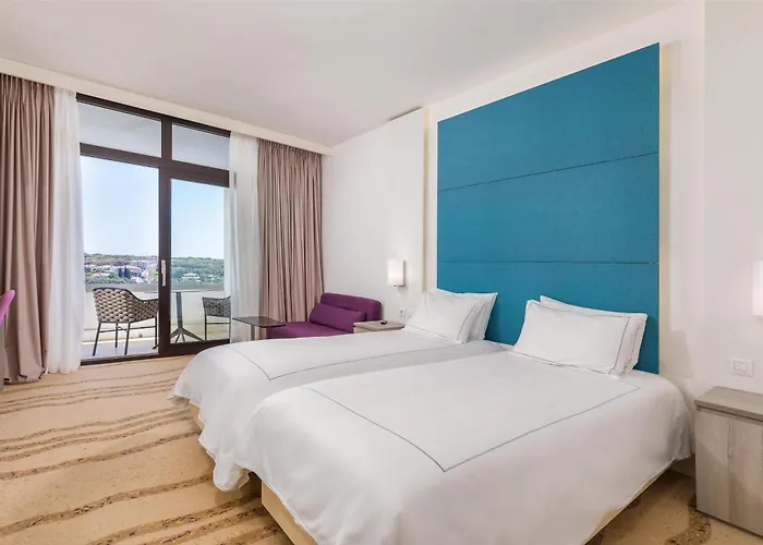 Отель Park Plaza Histria 4*
