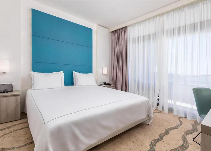 Park Plaza Histria Отель 4*