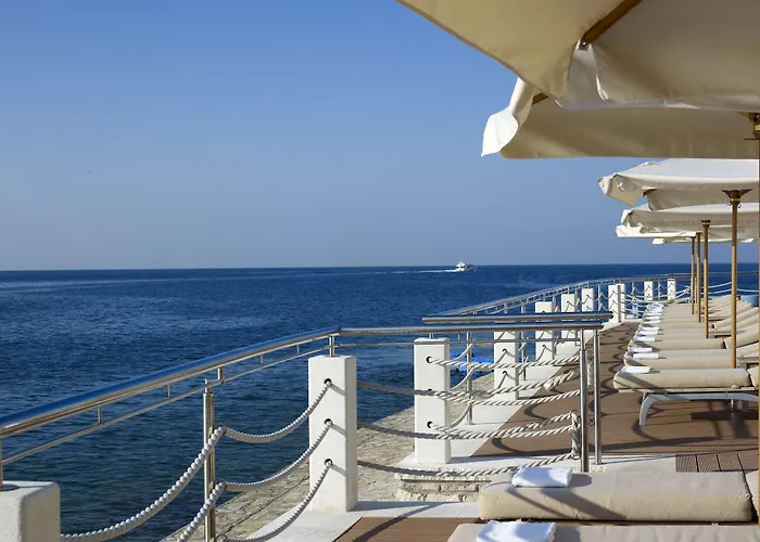 Отель Park Plaza Histria 4*