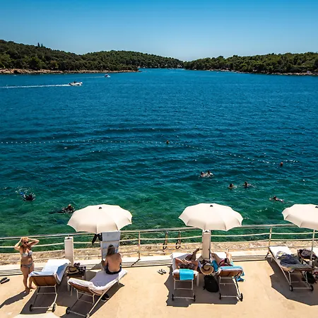 酒店 普拉希斯特里亚公园广场酒店 4*