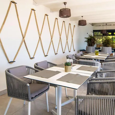 Szálloda Park Plaza Histria