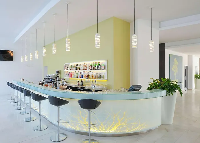 Park Plaza Histria Hotel 4*